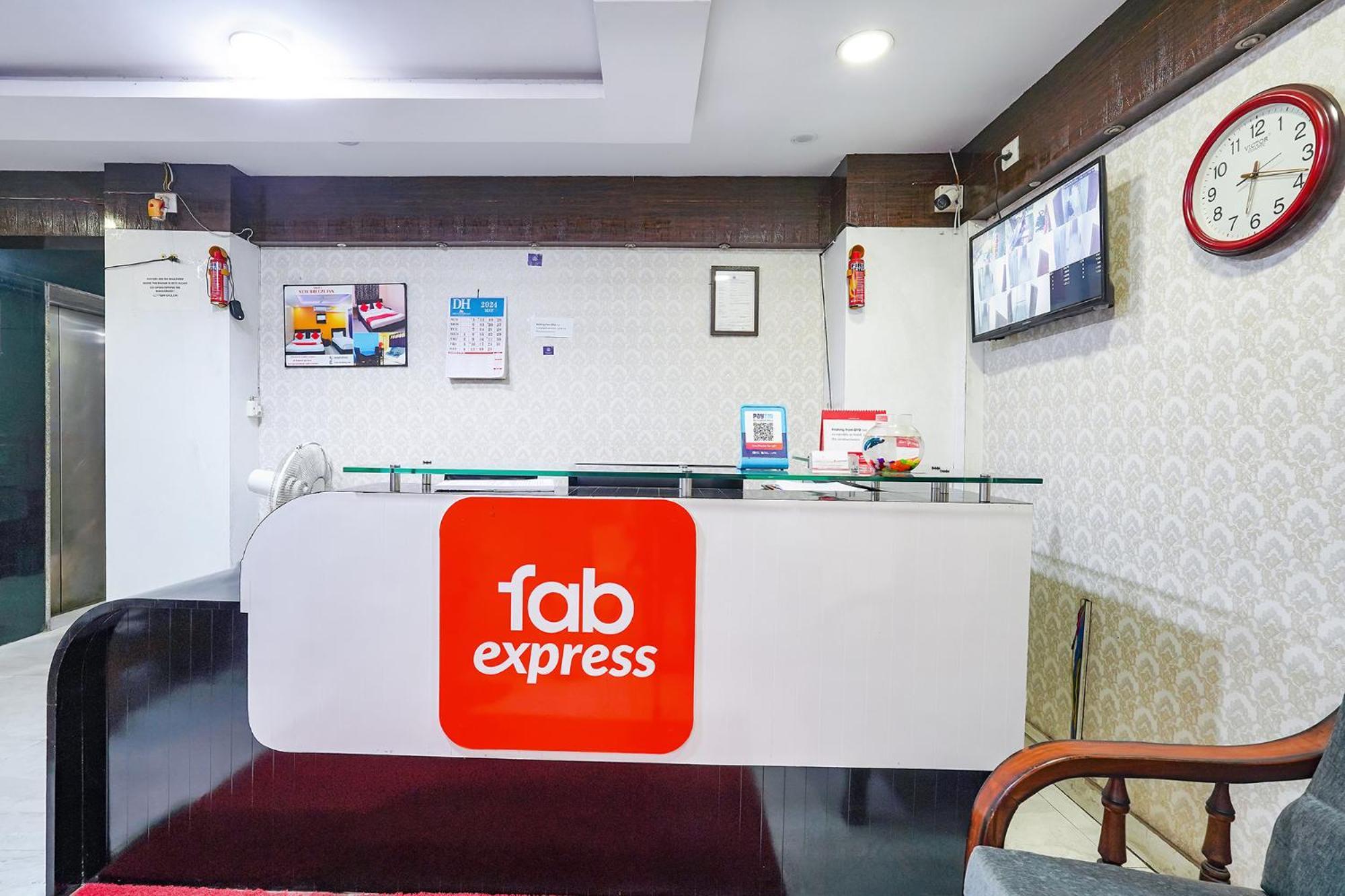 Fabexpress Century Gardens Hotel Bangalore Buitenkant foto