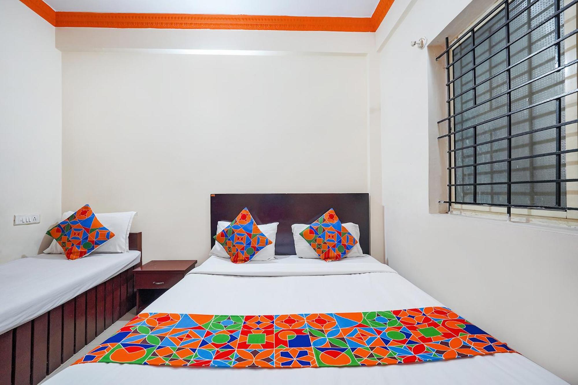 Fabexpress Century Gardens Hotel Bangalore Buitenkant foto