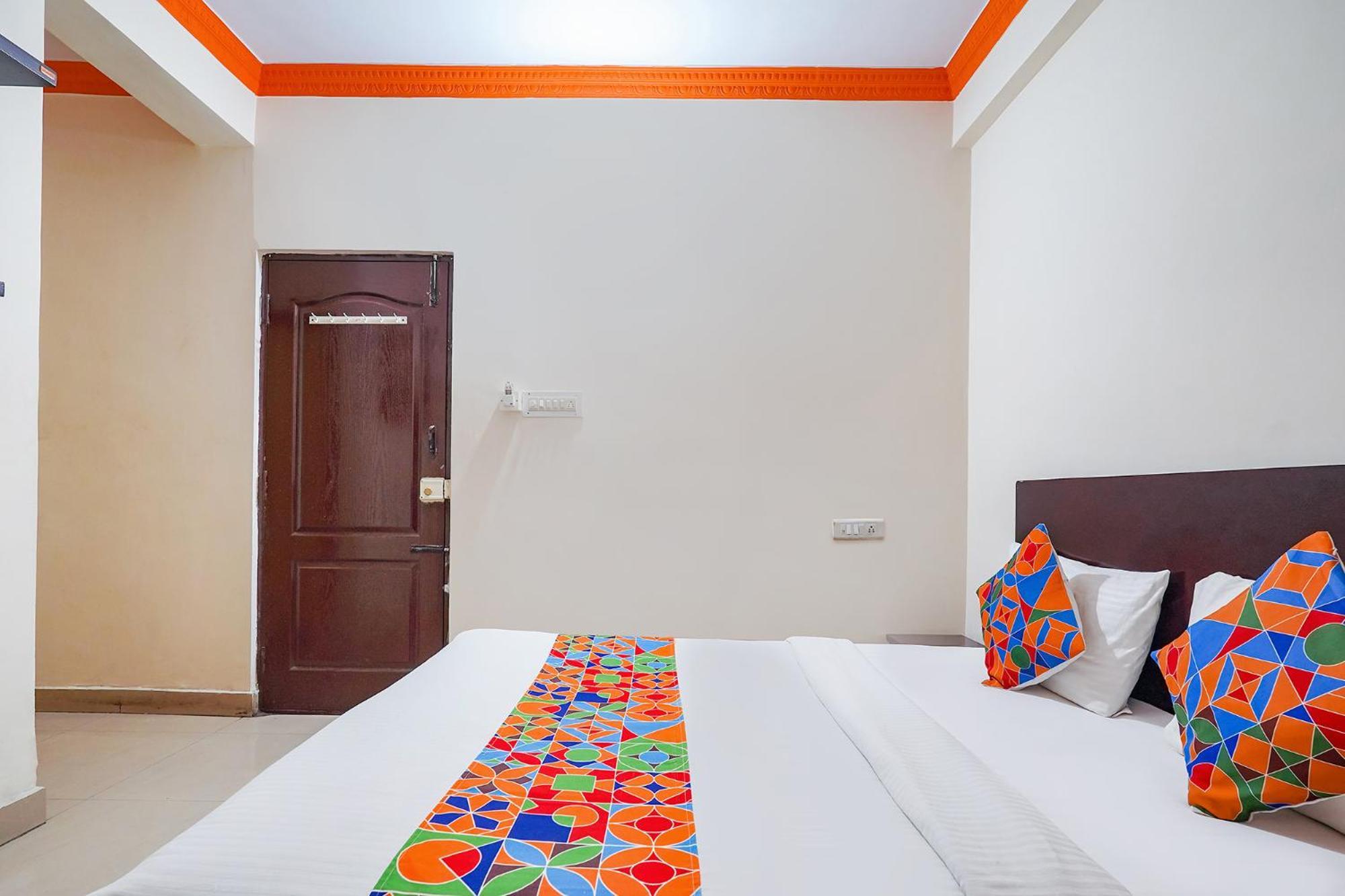 Fabexpress Century Gardens Hotel Bangalore Buitenkant foto