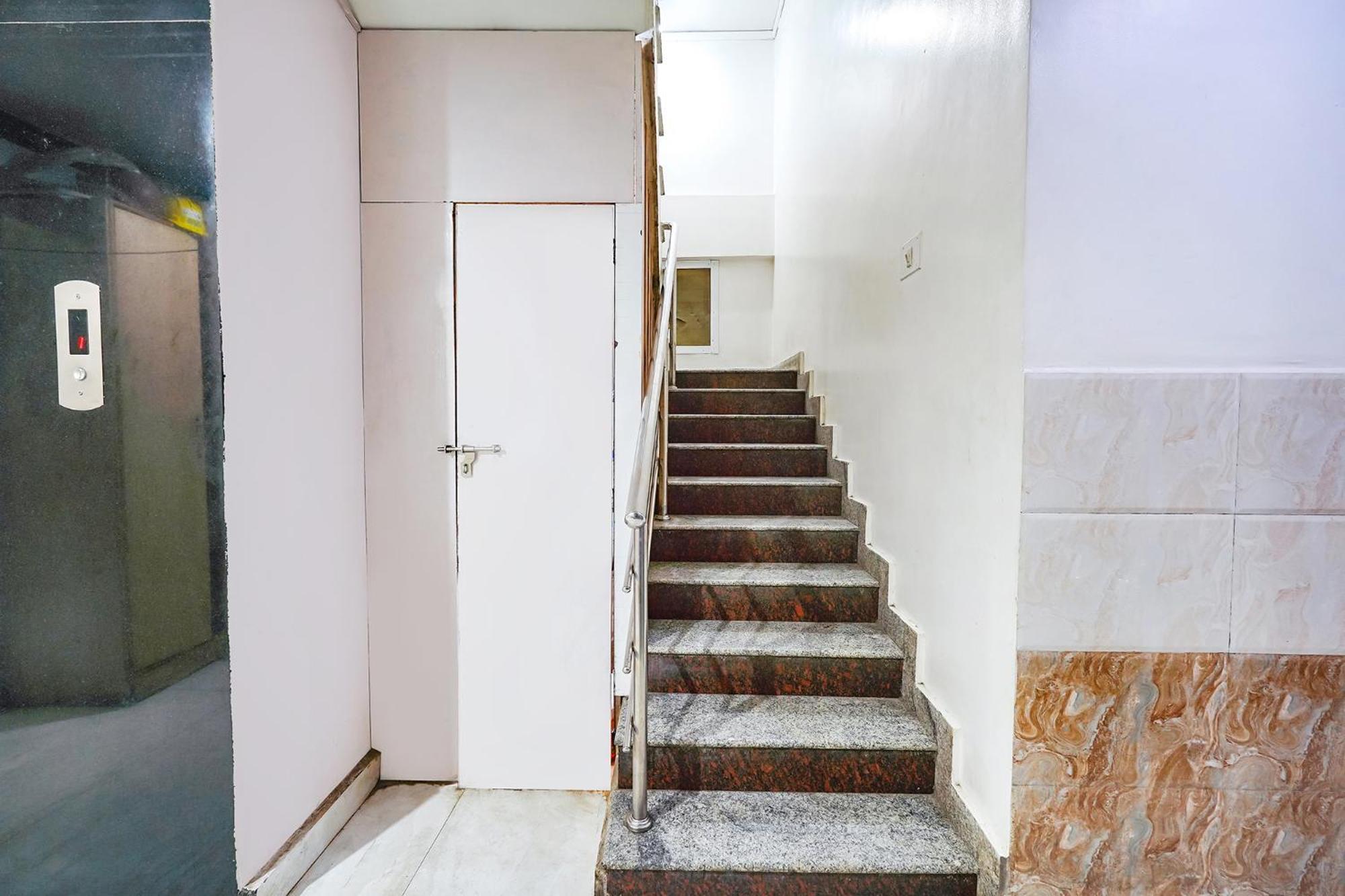 Fabexpress Century Gardens Hotel Bangalore Buitenkant foto